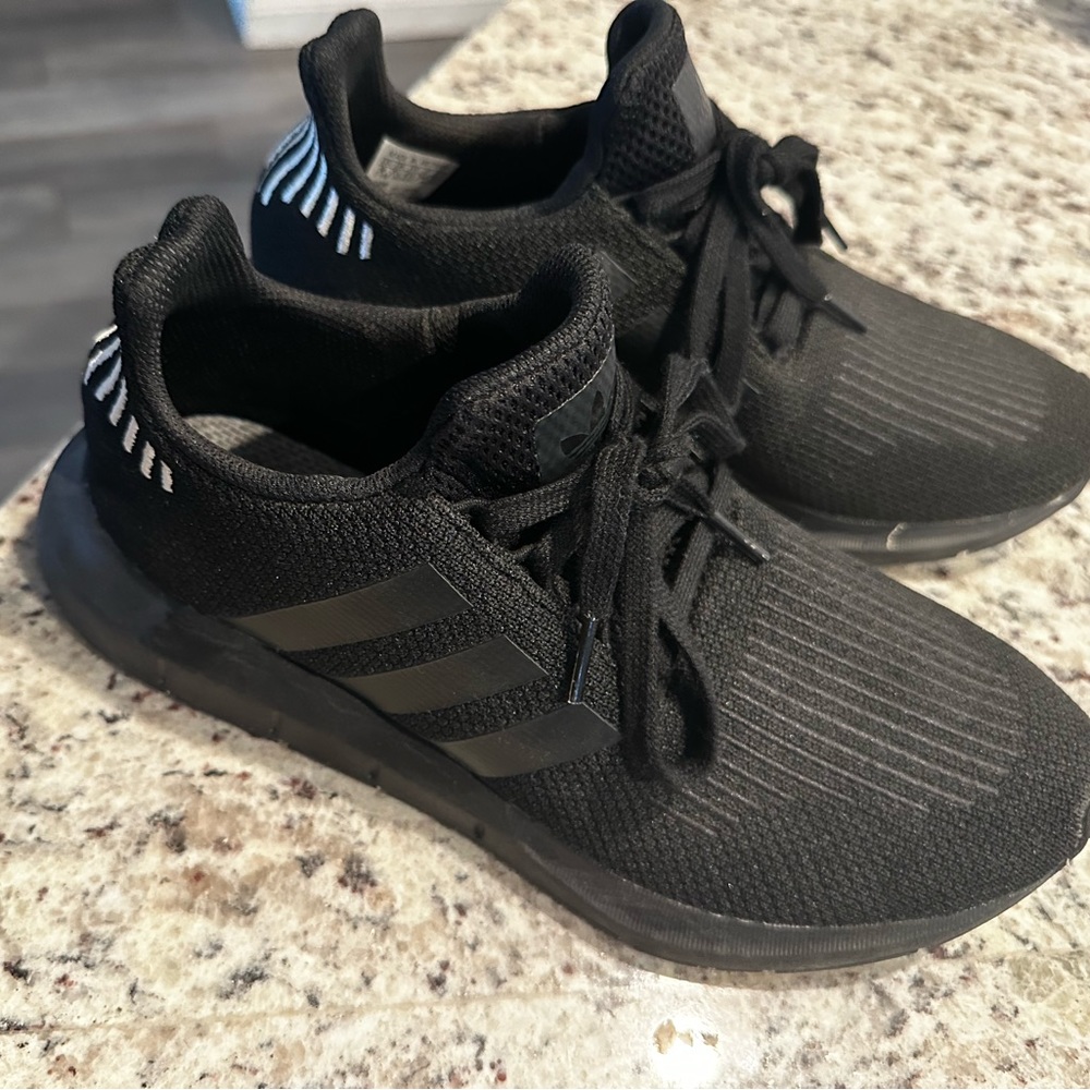 Adidas Originals Women's Swift Run X Shoes